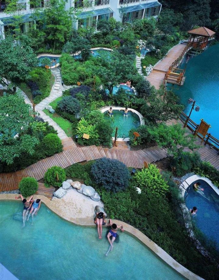 成都附近天然泡温泉好去处推荐,成都周边冷门温泉推荐