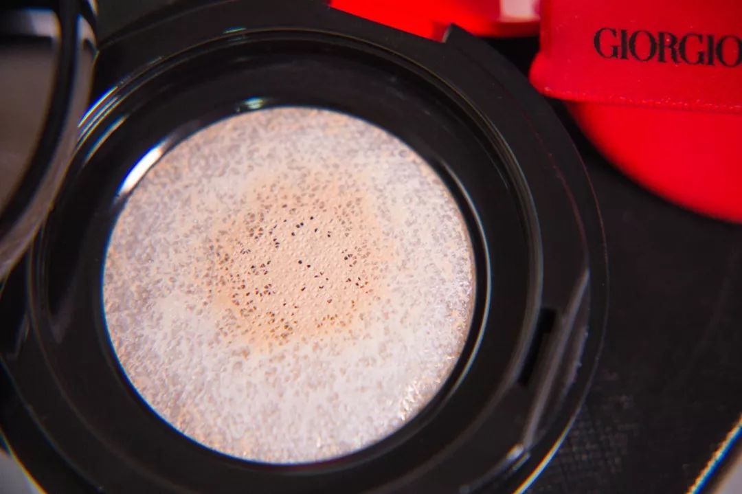 阿玛尼放大招?我敢赌,这波双十一它赢定了!