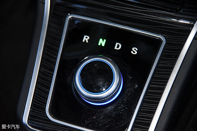 高性价比的实用之选爱卡评测力帆650EV