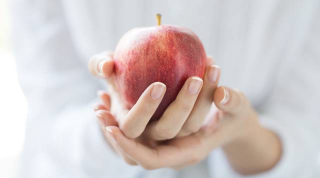 手指的半月牙越来越少是什么原因,为什么指甲上月牙越来越少