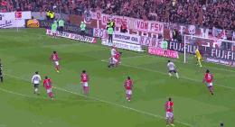 摒弃“双核”？科瓦奇的中场实验依然无果