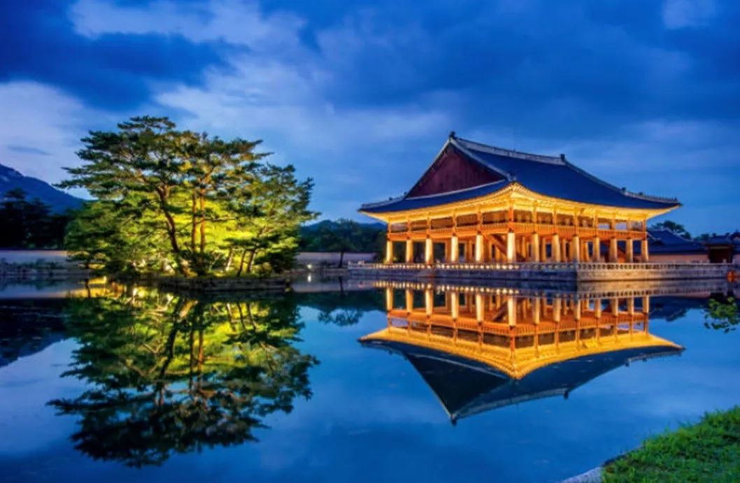 鍔犺埅鍥炲浗鐗逛环鏈虹エ,鍔犺埅浼樻儬鏈虹エ