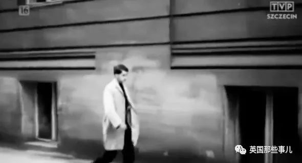 17岁男孩拿刀刺母亲,十七岁少年持刀捅人陕西