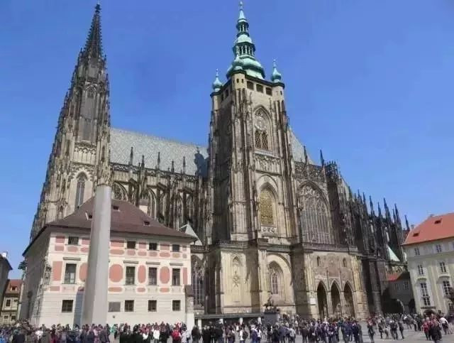 舒适的旅游体验,舒适惬意的欧洲小镇生活