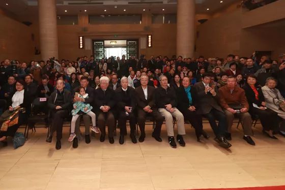 走进丰子恺的漫画世界,丰子恺漫画美学