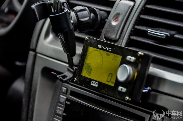 第十代翼豹改11代,第四代翼豹改装宽体