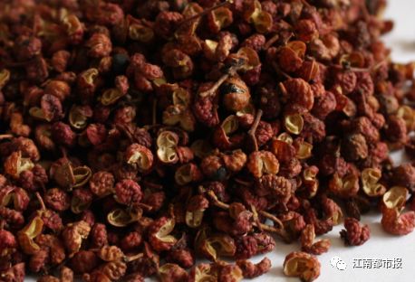 大米里面放花椒有什么好处,大米里面放花椒真的不长虫子吗