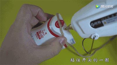 牛奶盒变废为宝怎么叠,变废为宝用牛奶盒做一个手工