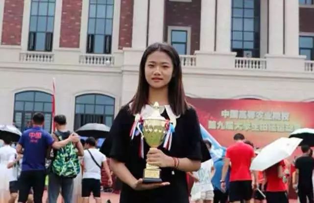 青岛市中学生田径运动会100米冠军,青岛农业大学运动会标枪