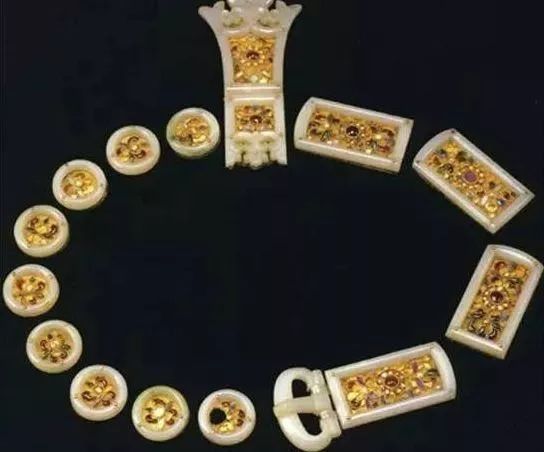 传家宝传玉不传金是什么意思,祖先留下传家宝到底应不应该上交