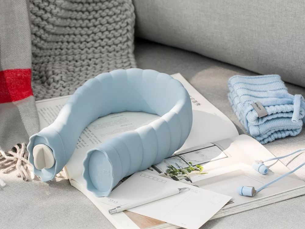 热水袋放微波炉加热膨胀了,热水袋能放在微波炉里加热吗