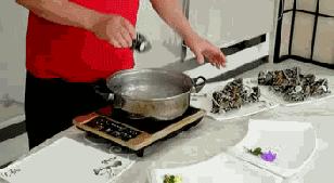 涨姿势丨煮大闸蟹的时候不要盖锅盖！最佳吃蟹季节从12月开始……这些你都知道吗？