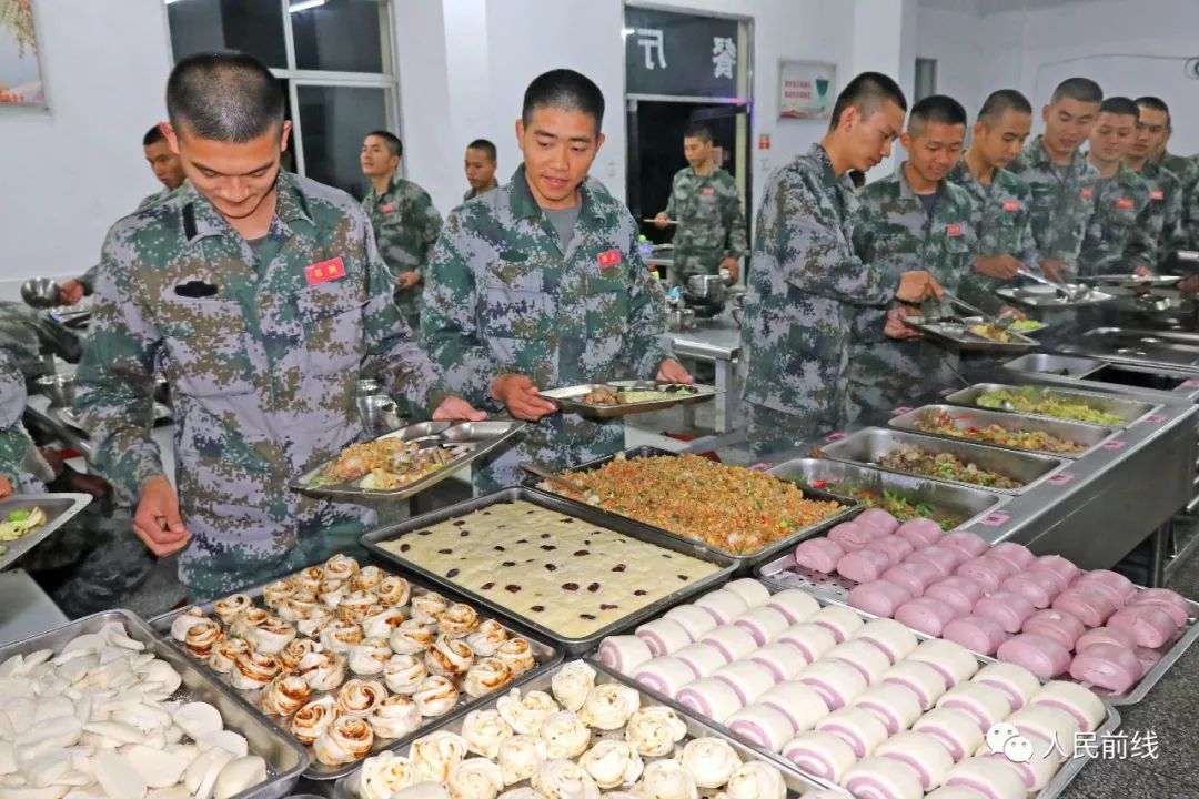 新兵连伙食为啥比基层好,新兵连伙食好吗