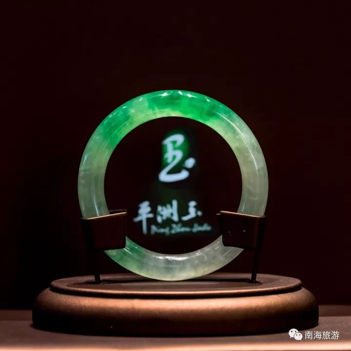 精品玉坠图片欣赏,平洲玉器街玉坠