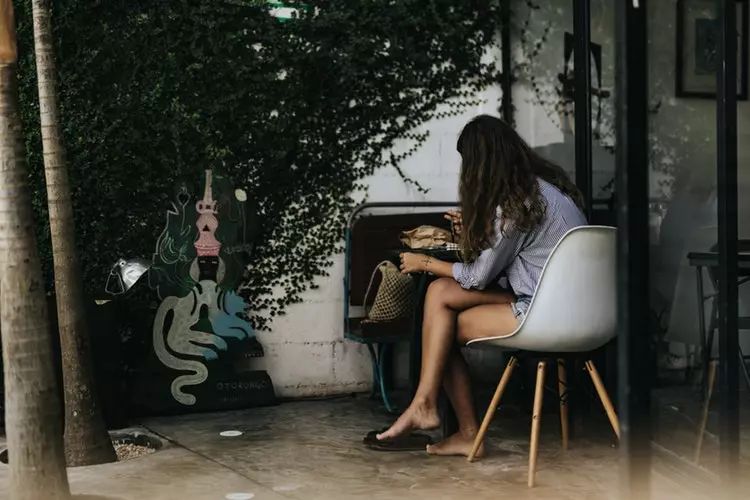 复旦陈果我自风情万种,复旦陈果我自风情万种与世无争