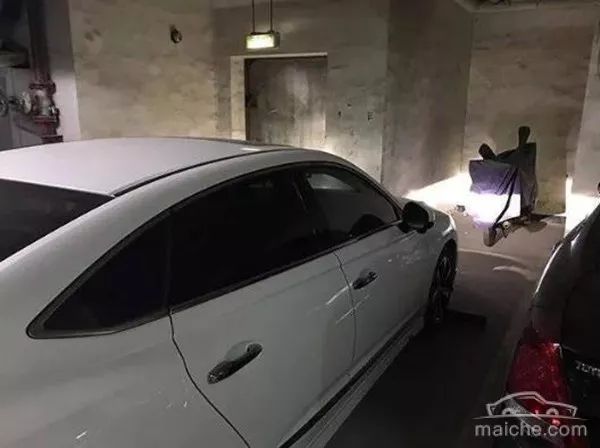 打不着火电瓶没电怎么办教你几招,酷路泽电瓶没电打不着车怎么回事