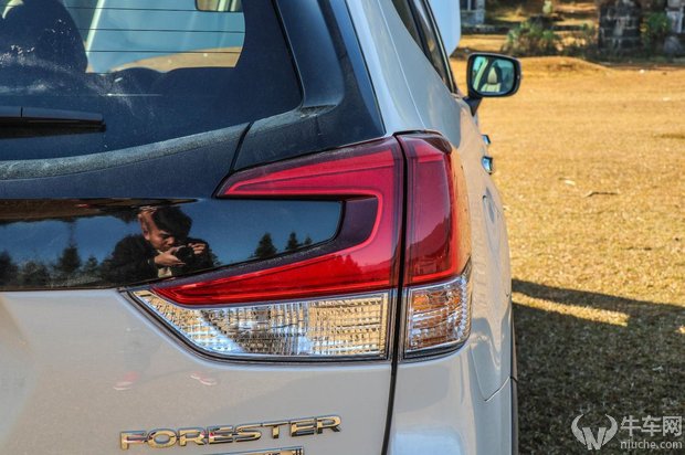 斯巴鲁第四代森林人试驾体验,斯巴鲁森林人2.0四驱系统2010