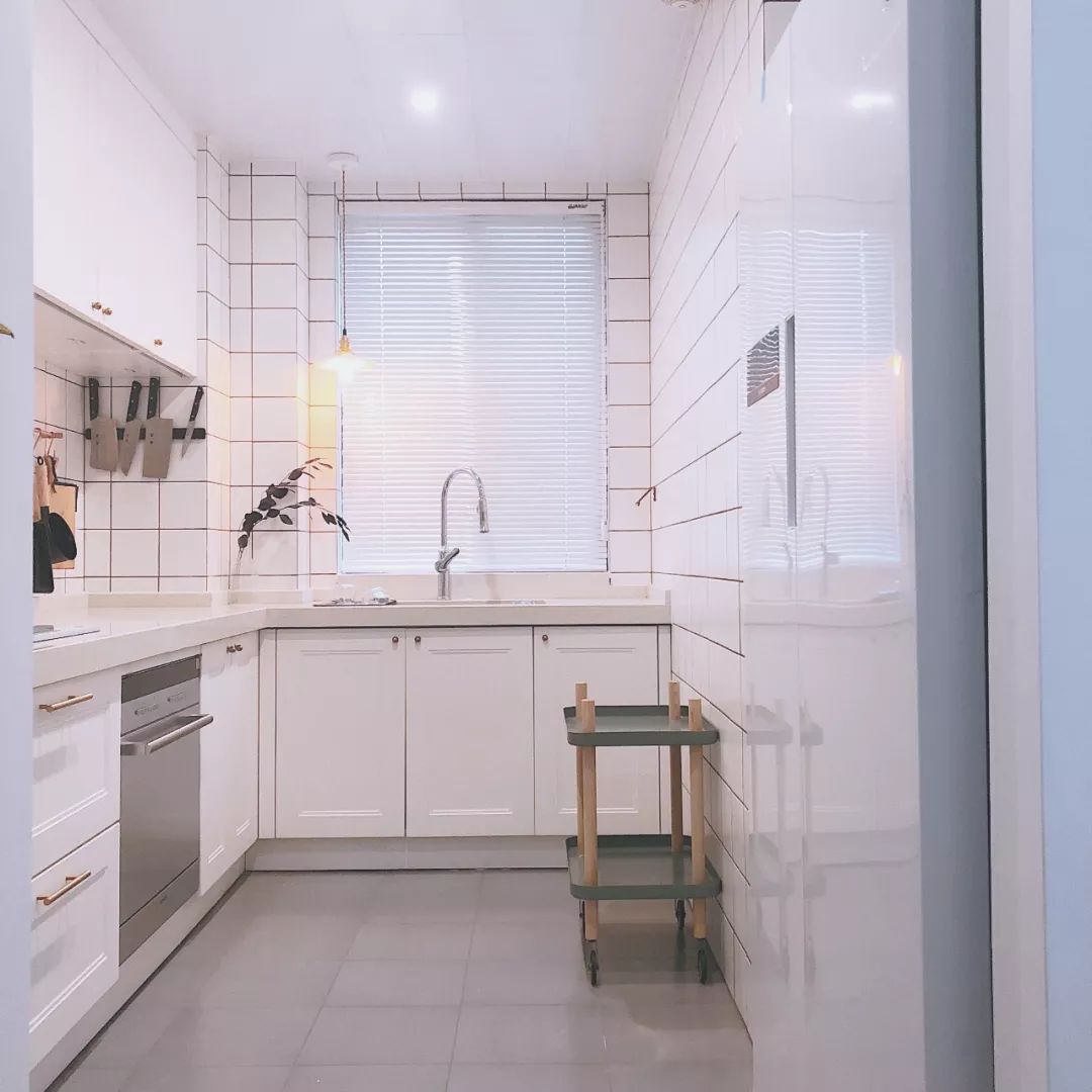 家里乱全怪娃？娃说：你看看别人家的爸妈！生10个孩子也不怕