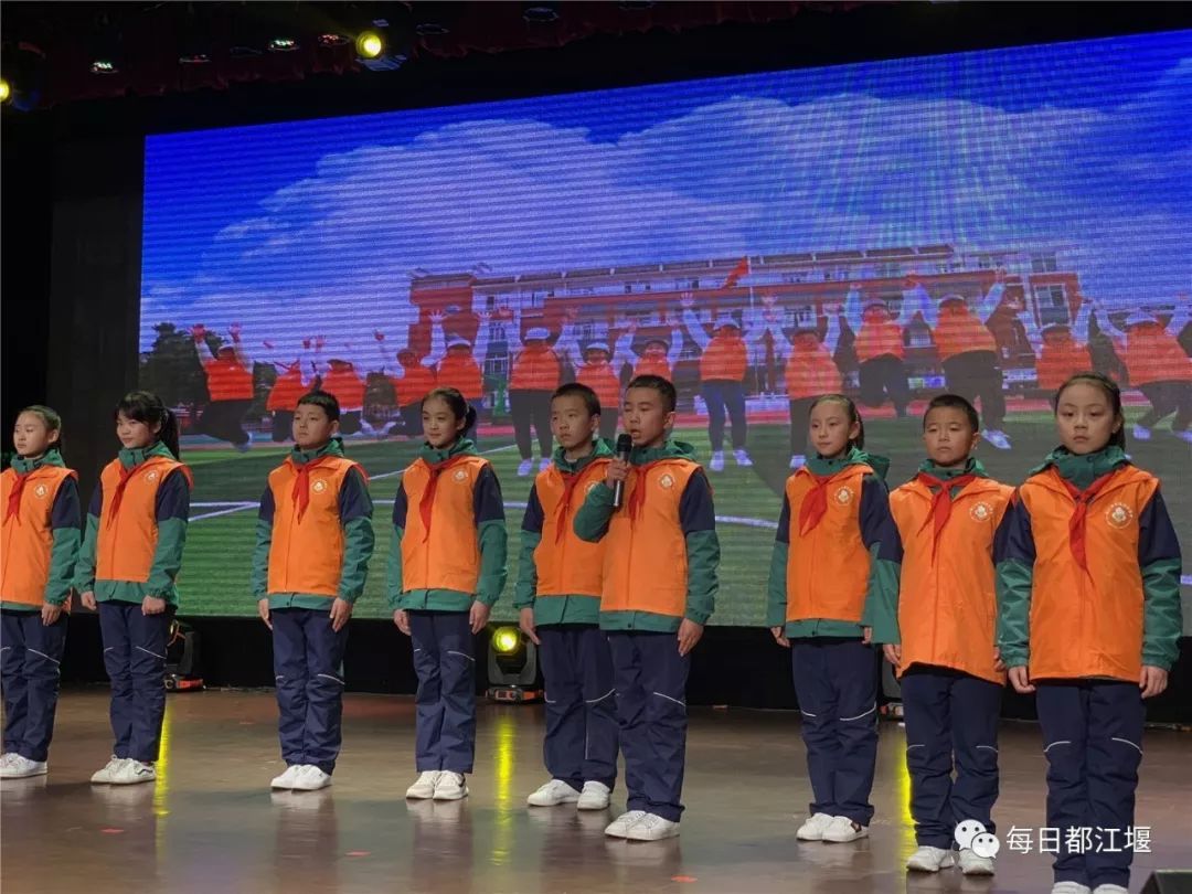 踏浪国际志愿者日,国际志愿者日文明实践志愿服务