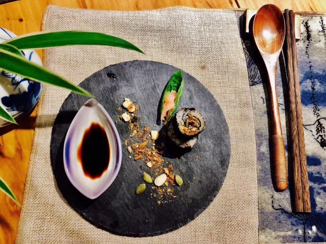 闲时赏花听歌静时看书喝茶,一处悠闲安静的好去处