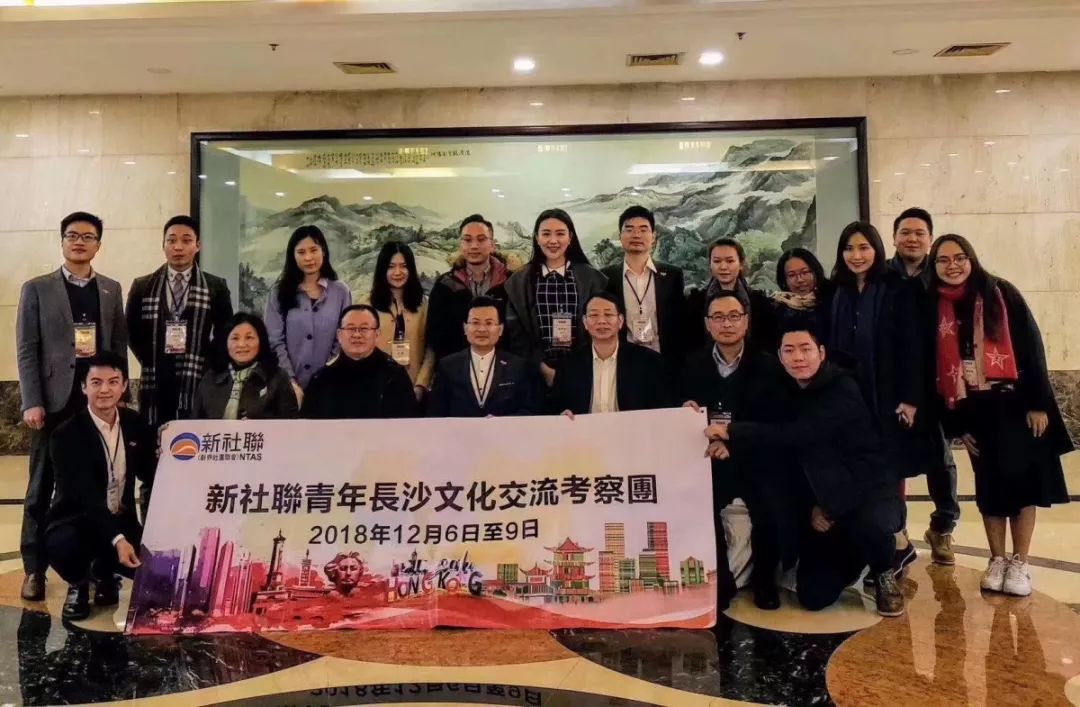 求转发！哪位的哥捡到两个行李箱，香港朋友很着急！