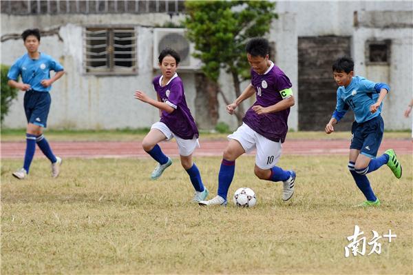 惠州足球联赛冠军,惠州青少年足球8人制比赛