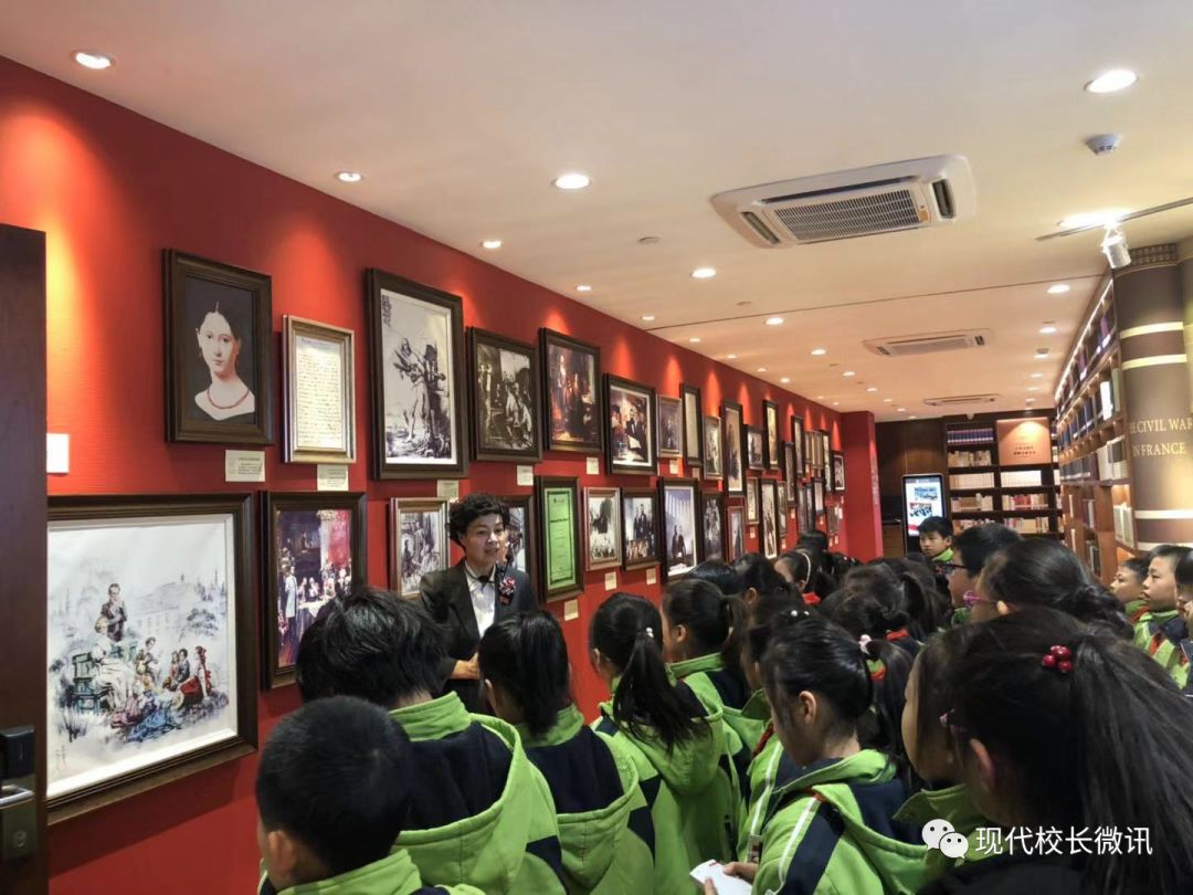 走进马克思书房,《走进马克思》