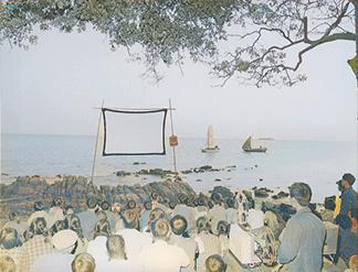 哪个软件能把图片变黑白颜色,用什么软件可以把黑暗照片变亮