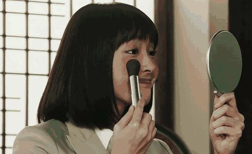 玄彬跨美妆届！“挂彩腮红”好美