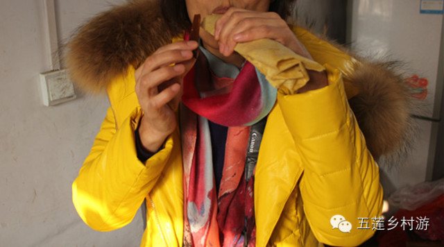 假如给日本人一块饼他会怎么样,五莲煎饼纯手工怎么做出来