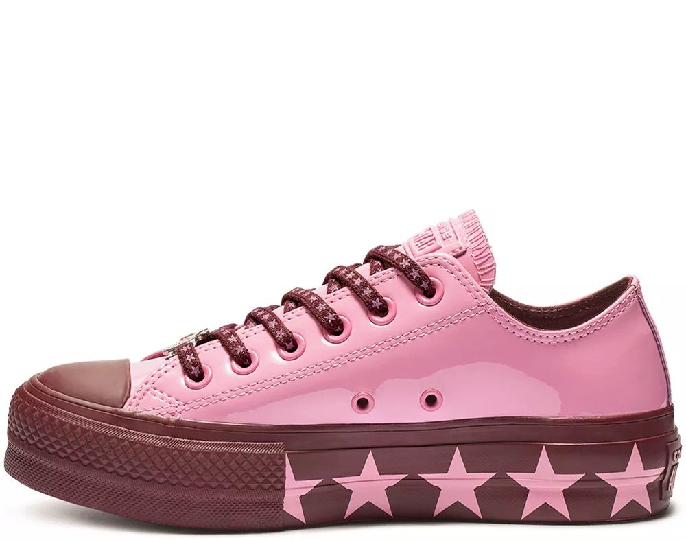 今年流行的小粉鞋,今年流行小粉鞋