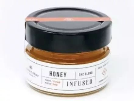 泰国免税店代购必买物品清单,泰国大麻合法化旅游