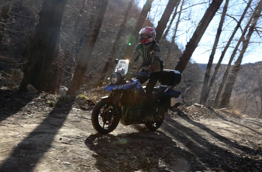 铃木骊驰250和豪爵gw250哪个好,豪爵铃木三兄弟配置对比表