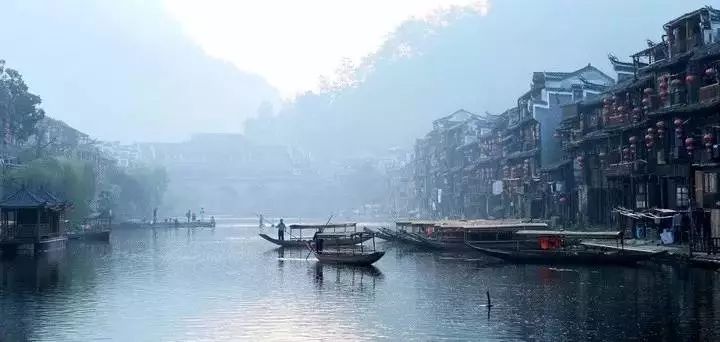 沈从文逃学记故事,沈从文求学经历