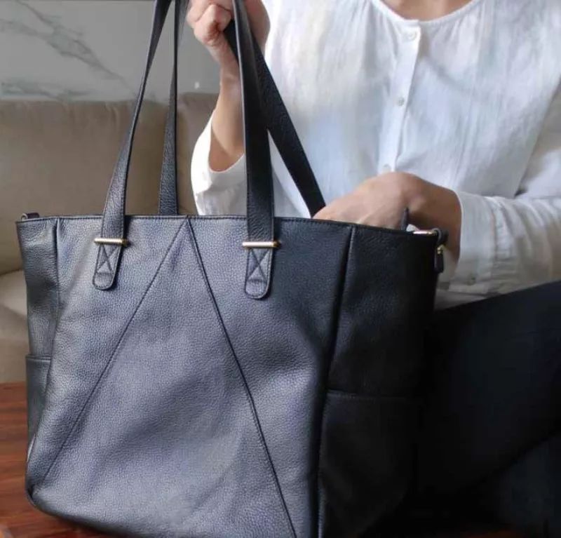 种草母婴好物！来看看别人的妈咪包里都装了些什么……