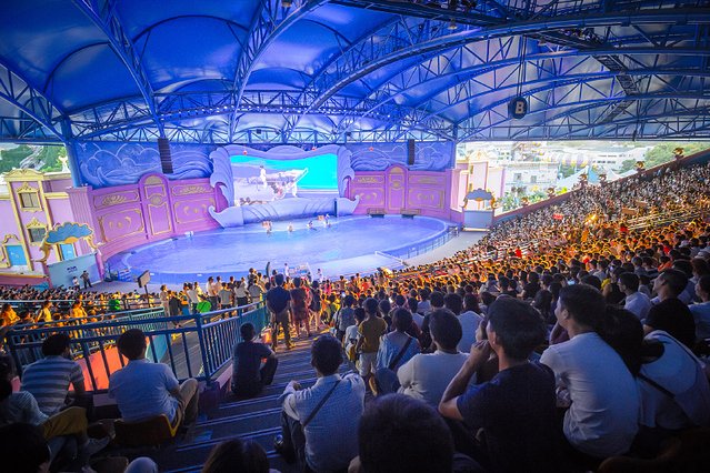 春节横店影视城门票价格表,横店影视城春节免费游玩
