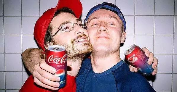 可口可乐和百事可乐合体了吗,百事可乐合体可口可乐