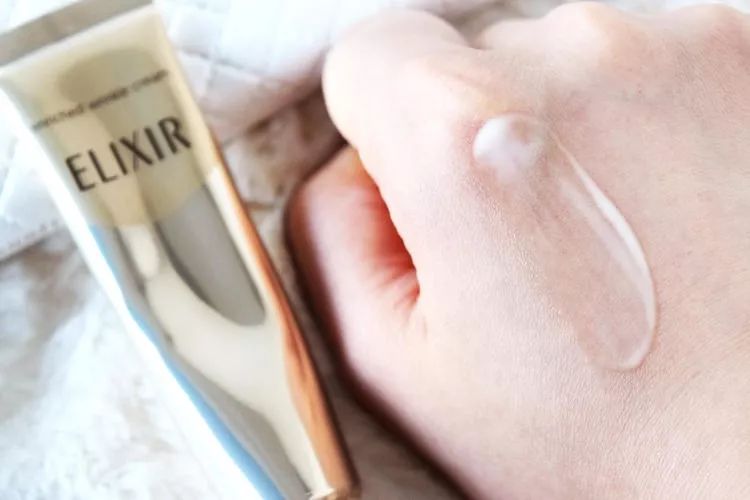 资生堂亲闺女怡丽丝尔再出新品,资生堂怡丽丝尔真的超级滋润好用