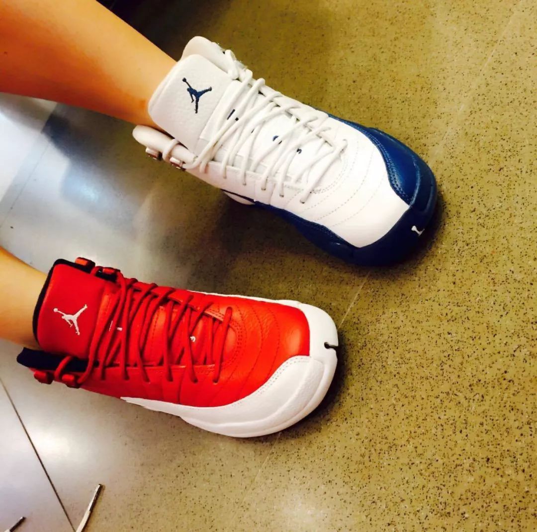 濂崇敓绌縴eezy濂界湅杩樻槸绌縜j濂界湅,yeezy绌縜j