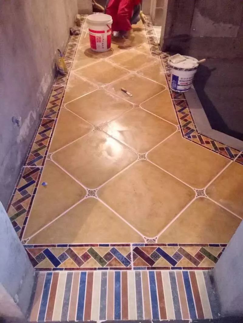 瓦工技校培训,专业装修瓦工黄师傅