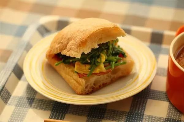 日本有一部关于美食的电影推荐,日本美食电影小森林