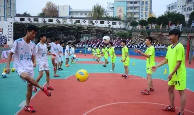 达州市校园足球特色校,成都全国足球示范学校