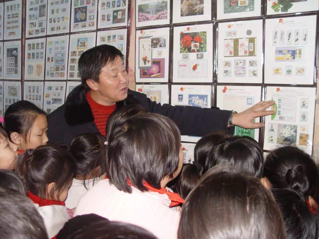 集邮爱好者传播集邮文化,集邮文化的传播者