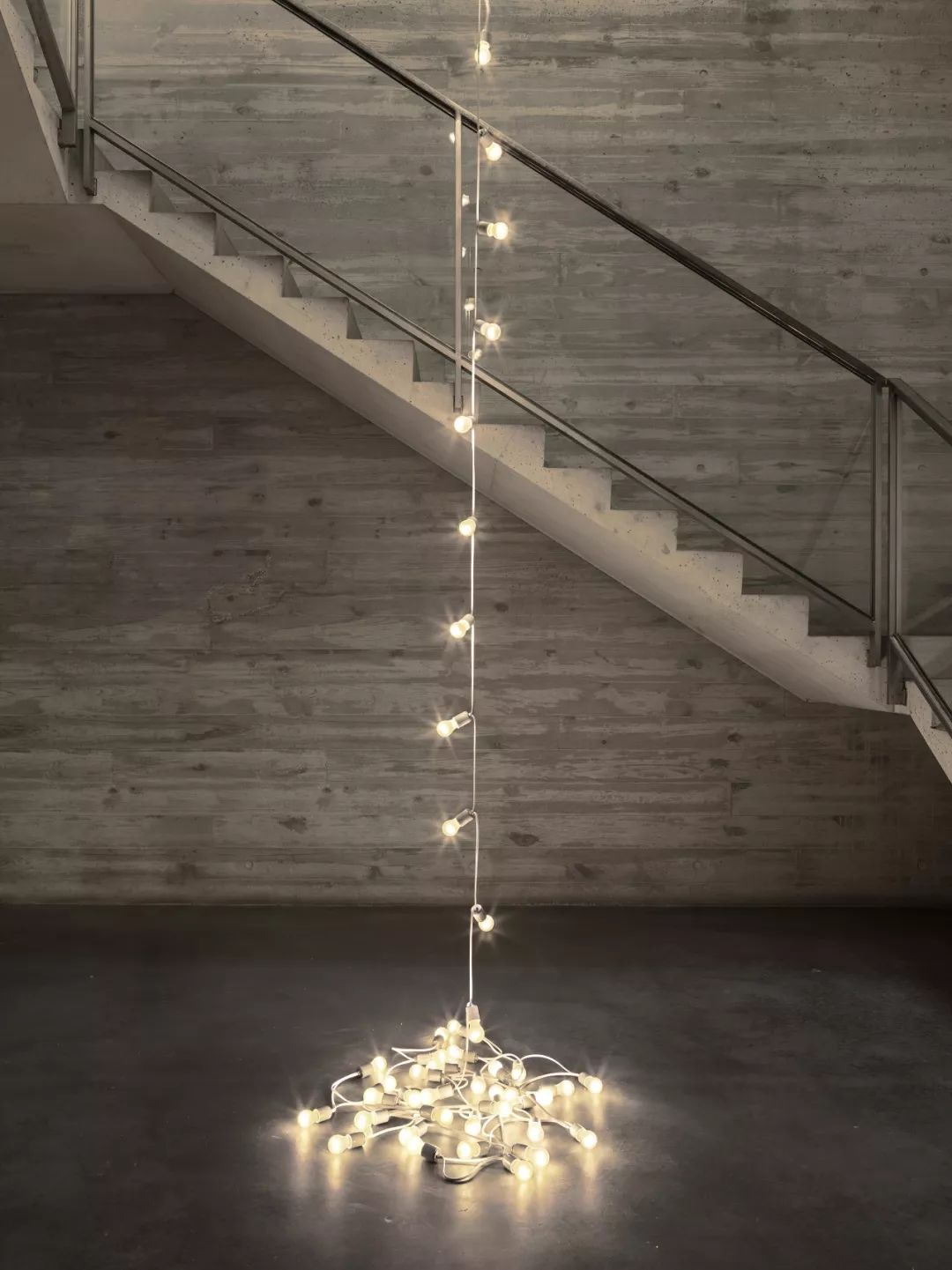 一年卖掉5亿美元艺术品的世界顶级画廊主，跟象外聊了些什么