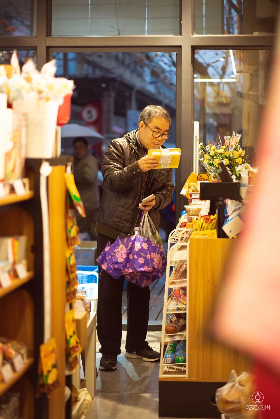 毕赣地球最后的晚餐影片分析,毕赣导演地球最后一夜