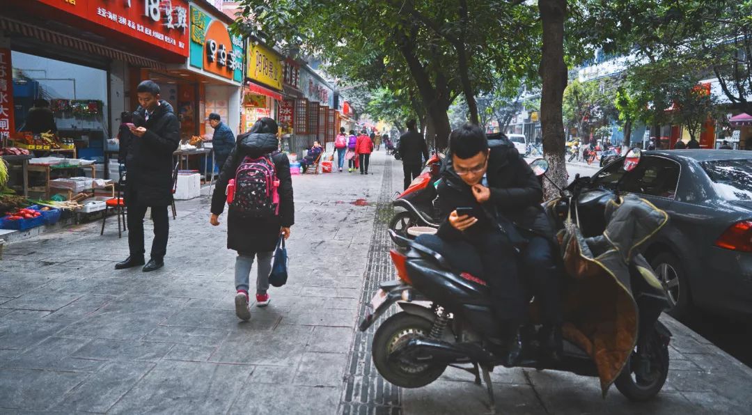 成都风味｜双林的叔叔嬢嬢个个身怀绝技，放下麻将就能开出一家馆子来