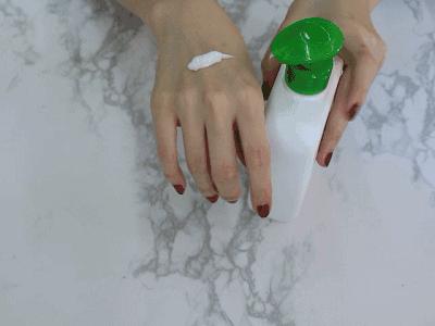 团购开抢｜嫩出水、白成雪、滑溜溜的肌肤，靠这款身体乳就够了