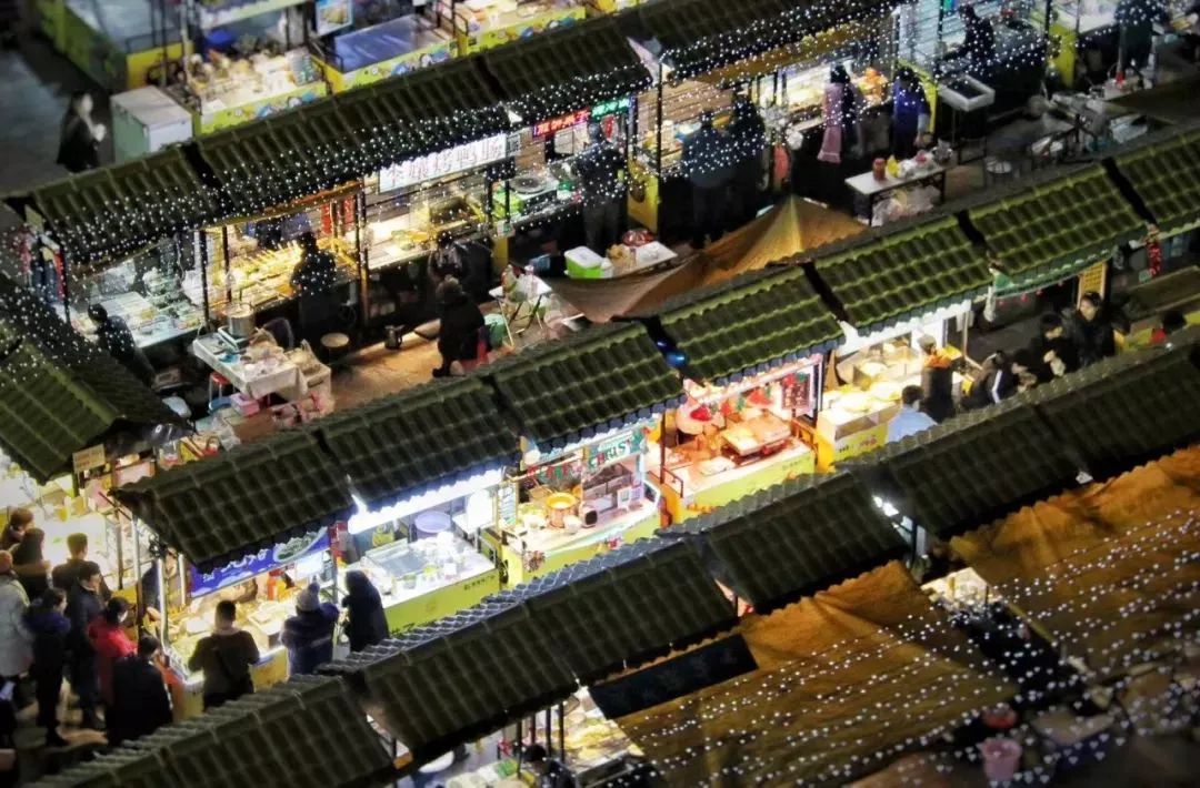 成都人熬夜快乐,熬夜的成都人