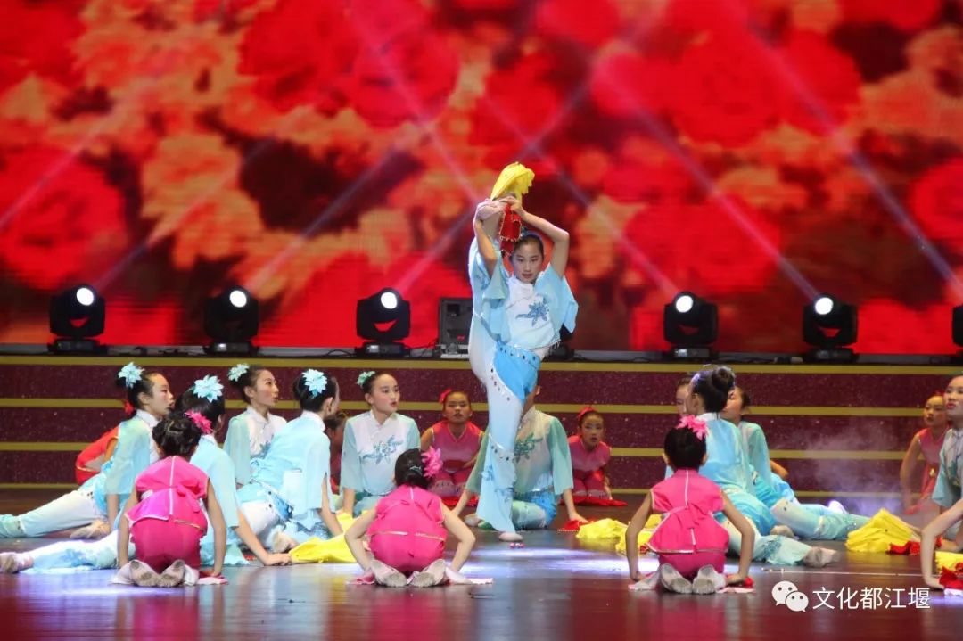 一起去寻找都江堰的幸福年味吧,都江堰舌尖上的年味