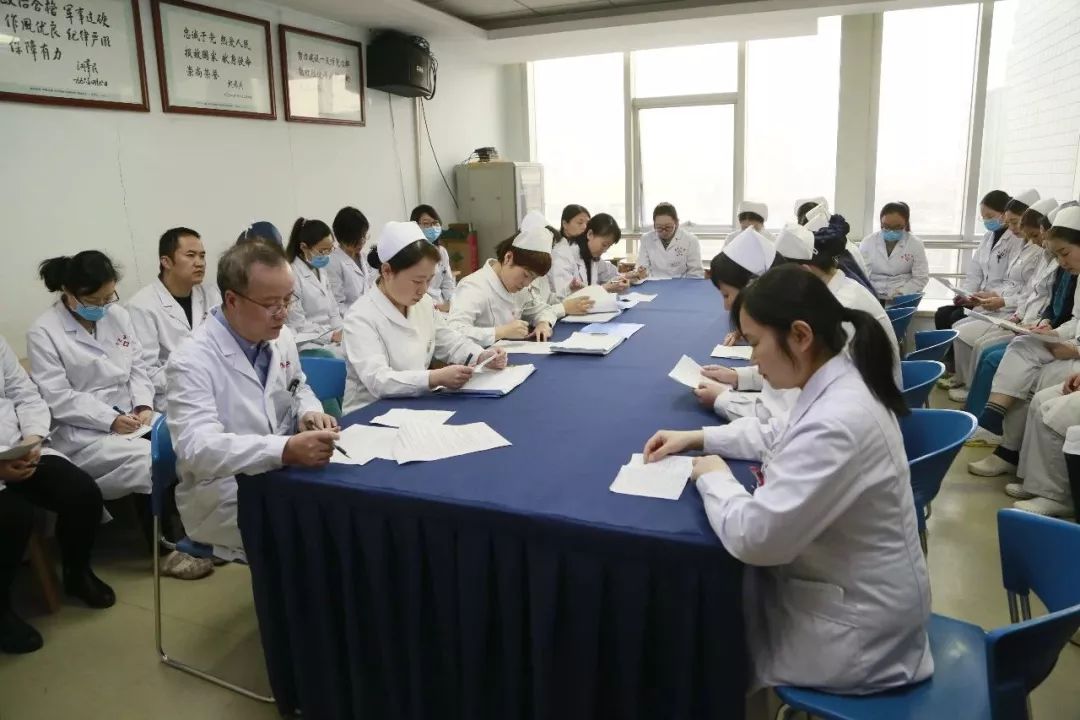 女儿“借”母亲子宫，生下宝宝……这关系以后有点尴尬